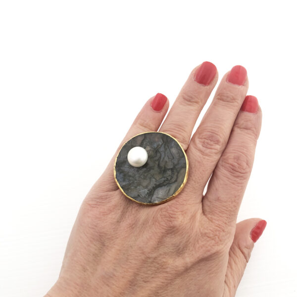 Anello tondo in agata effetto marmo