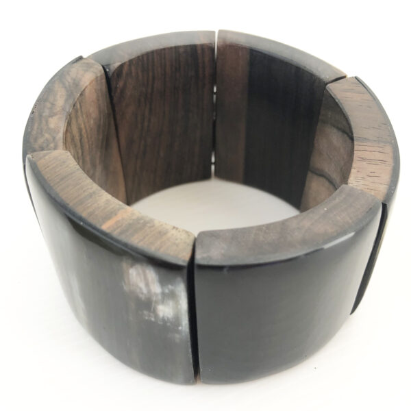 Bracciale in legno e corno