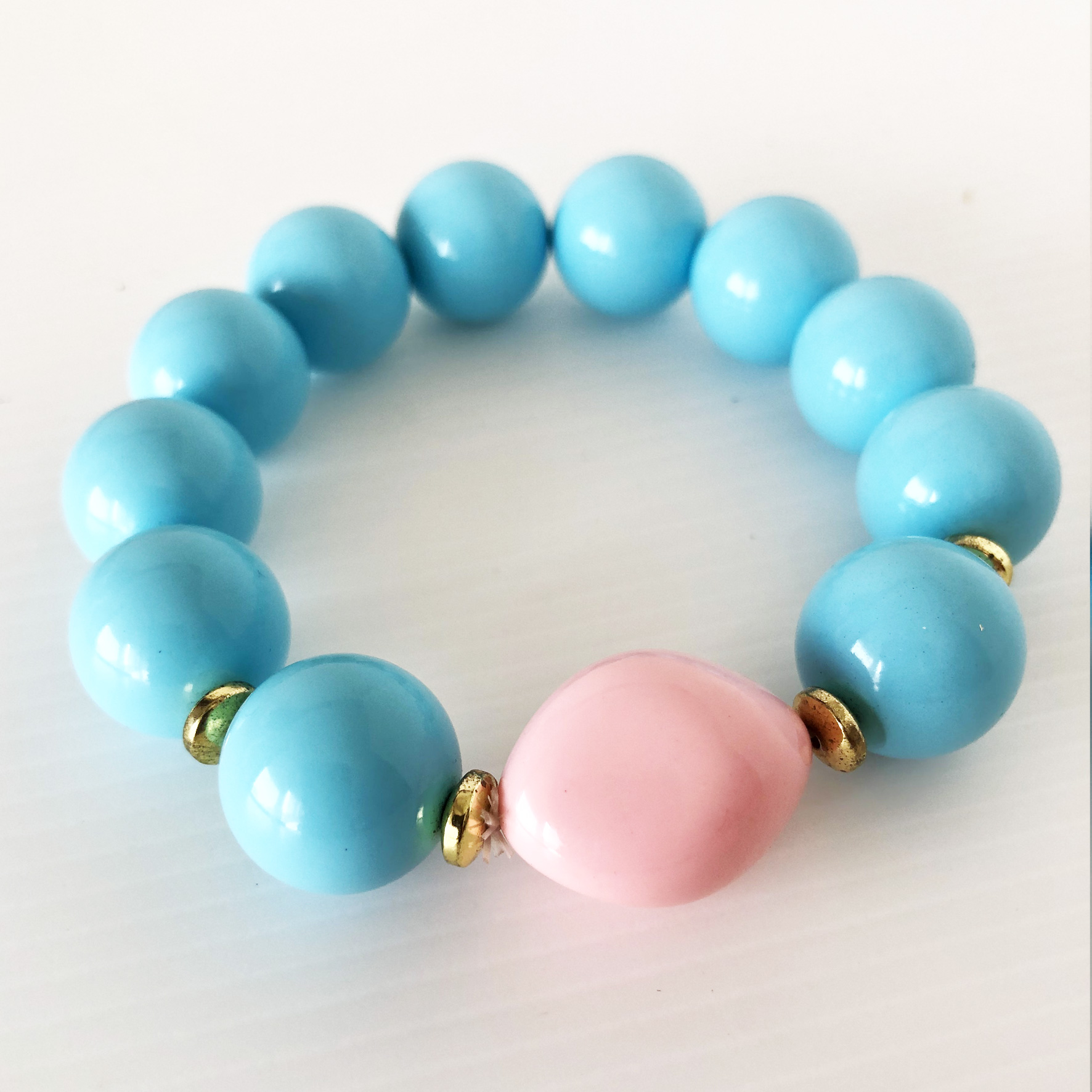 Bracciale in pasta di turchese e corallo