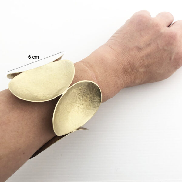 Bracciale rigido alla schiava