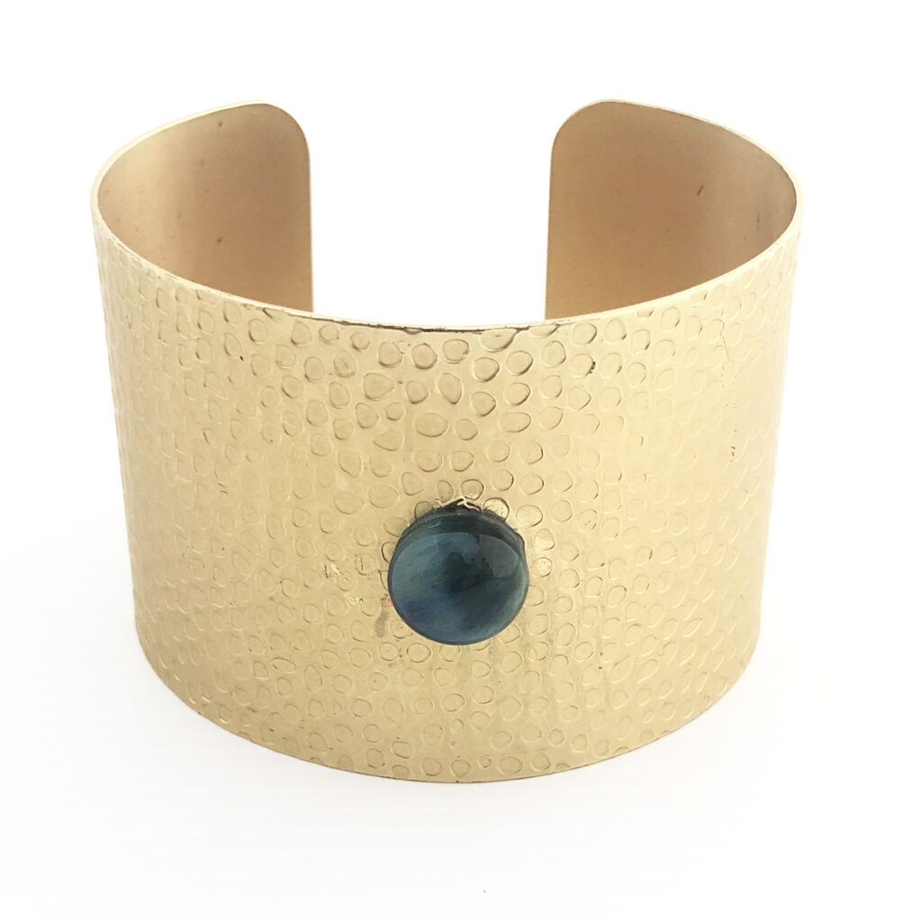 Bracciale rigido martellato