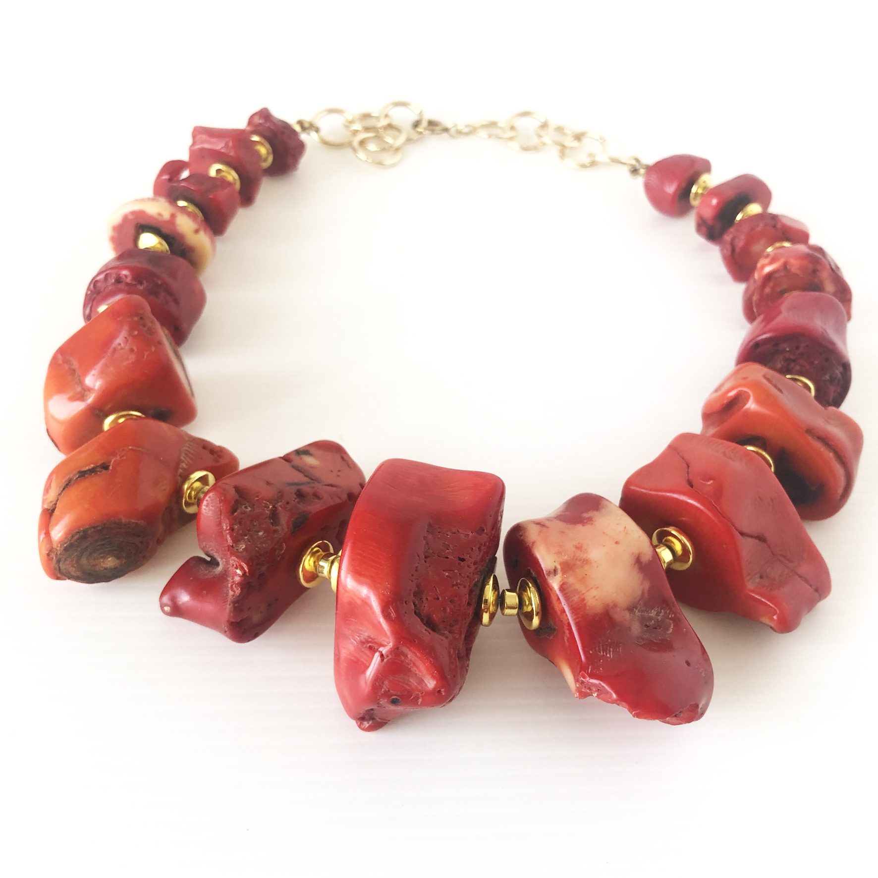 Collana con corallo bambù