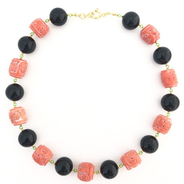 Collana con onice e corallo