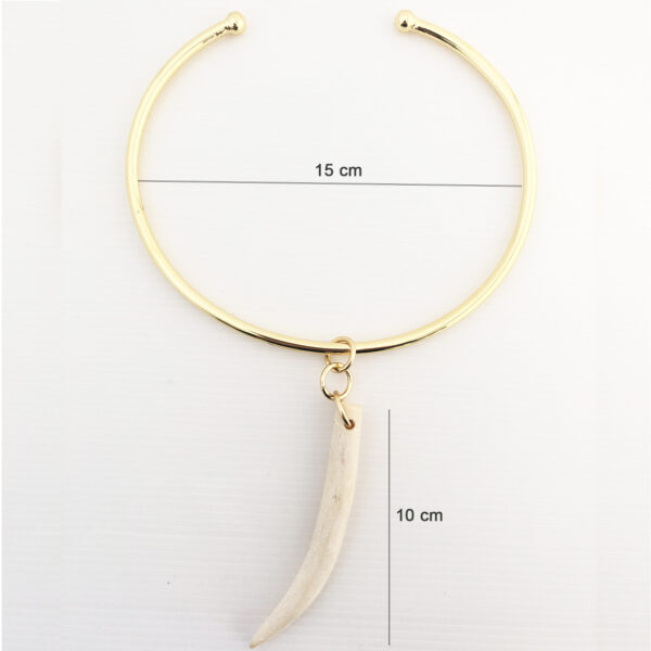 Collana con zanna di elefante