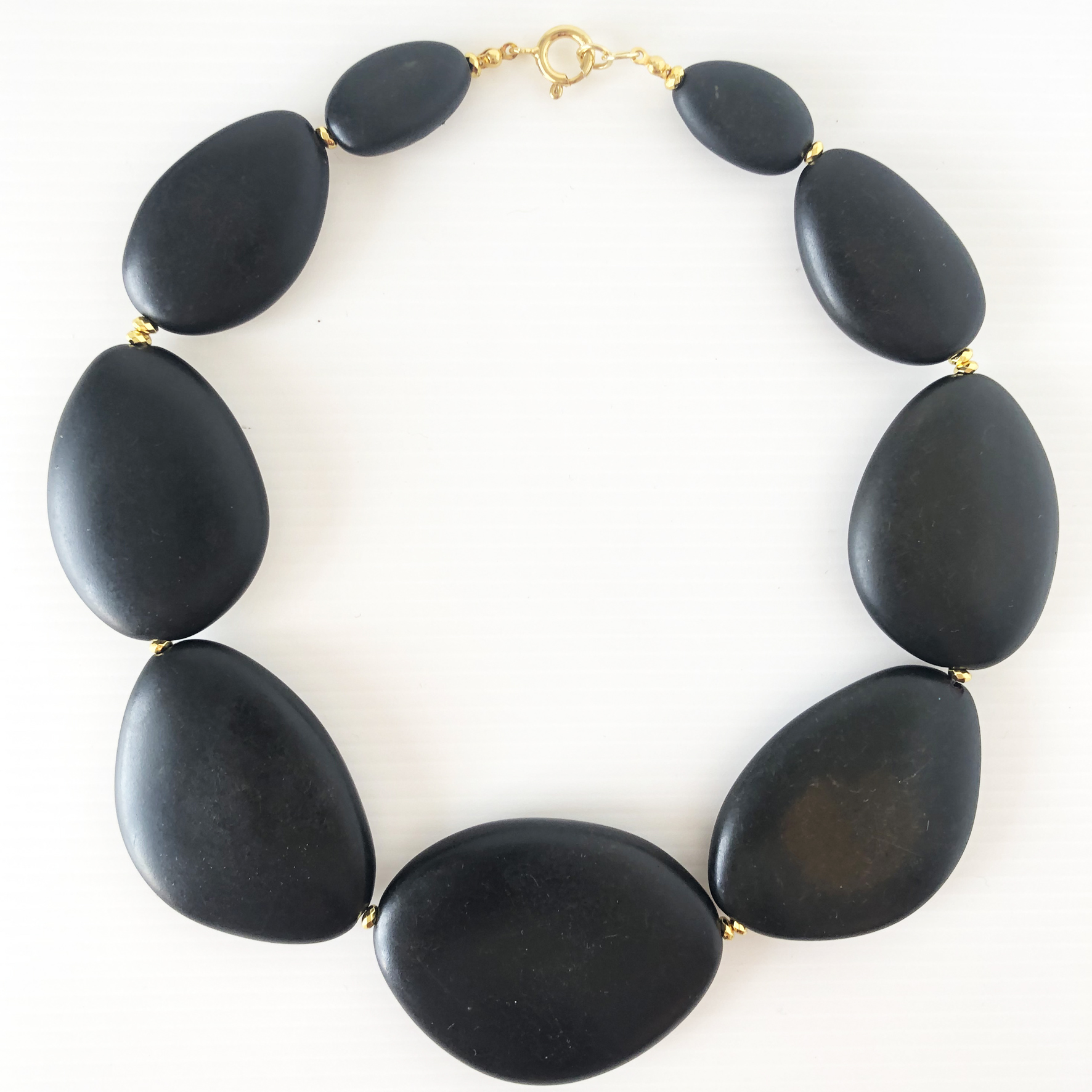 Collana in ebano e bronzo