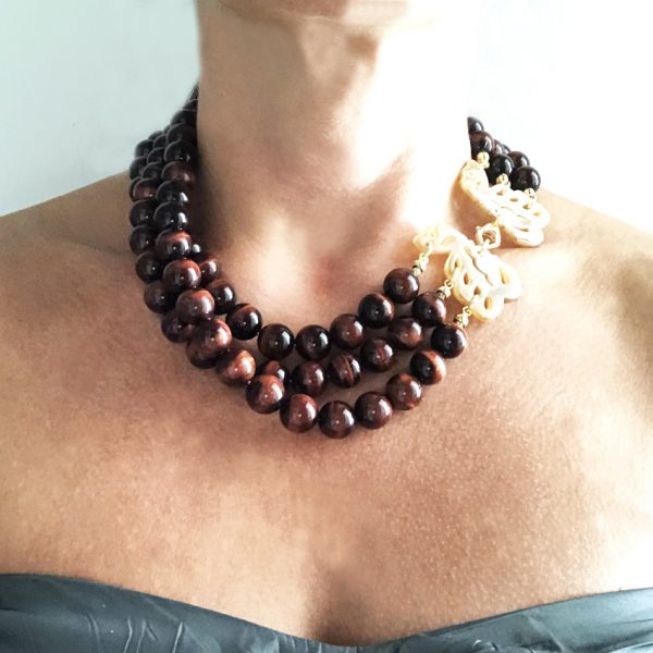 Collana in occhio di bue a tre fili