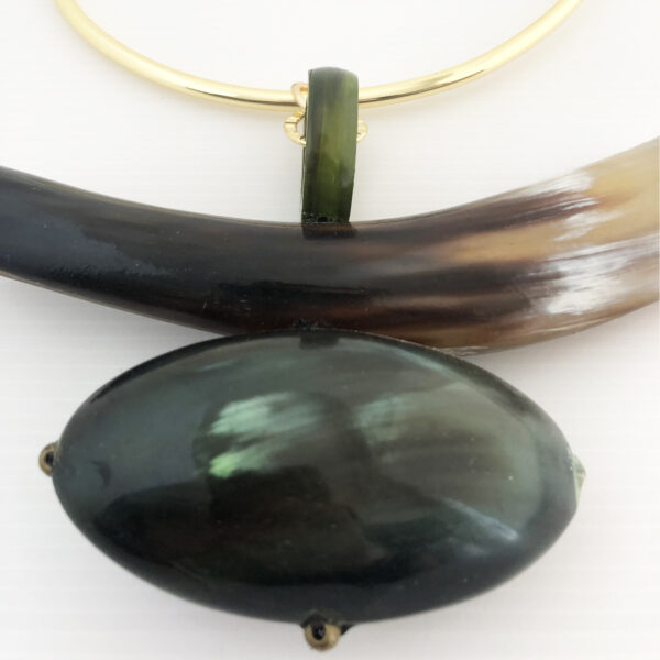Collana rigida in ottone