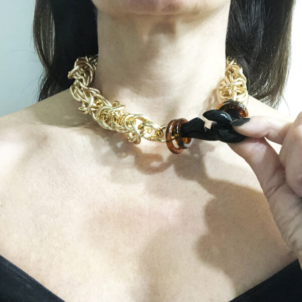 Collier dorato Agral