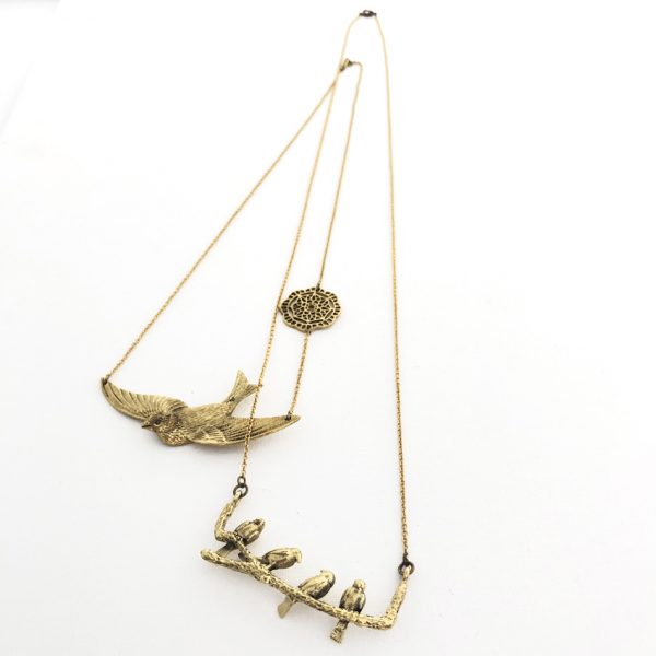 Collier e Laccio con uccelli