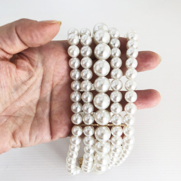 Collier in perle cinque fili