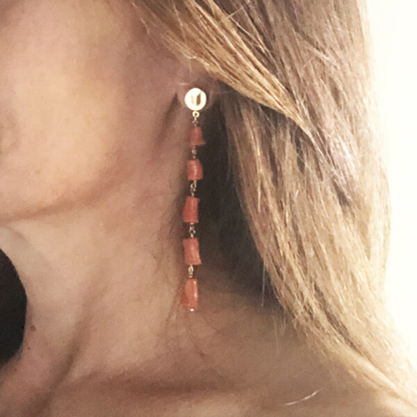Orecchini con coralli