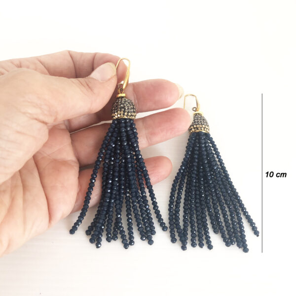Orecchini lunghi con cristalli blu