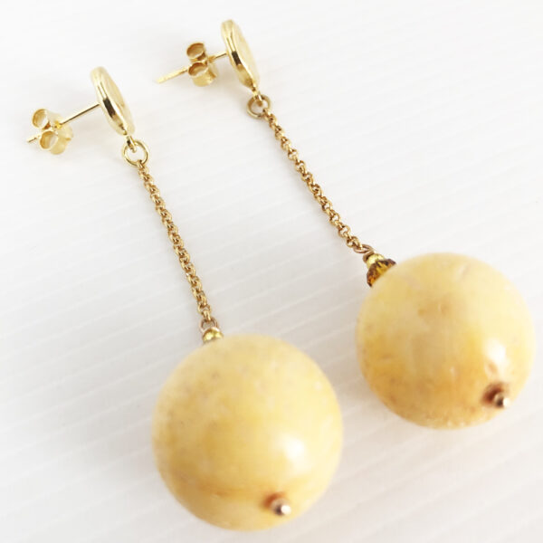 Orecchini lunghi in argento con corallo