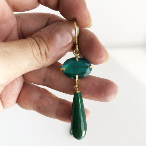 Orecchini lunghi in argento e agata verde